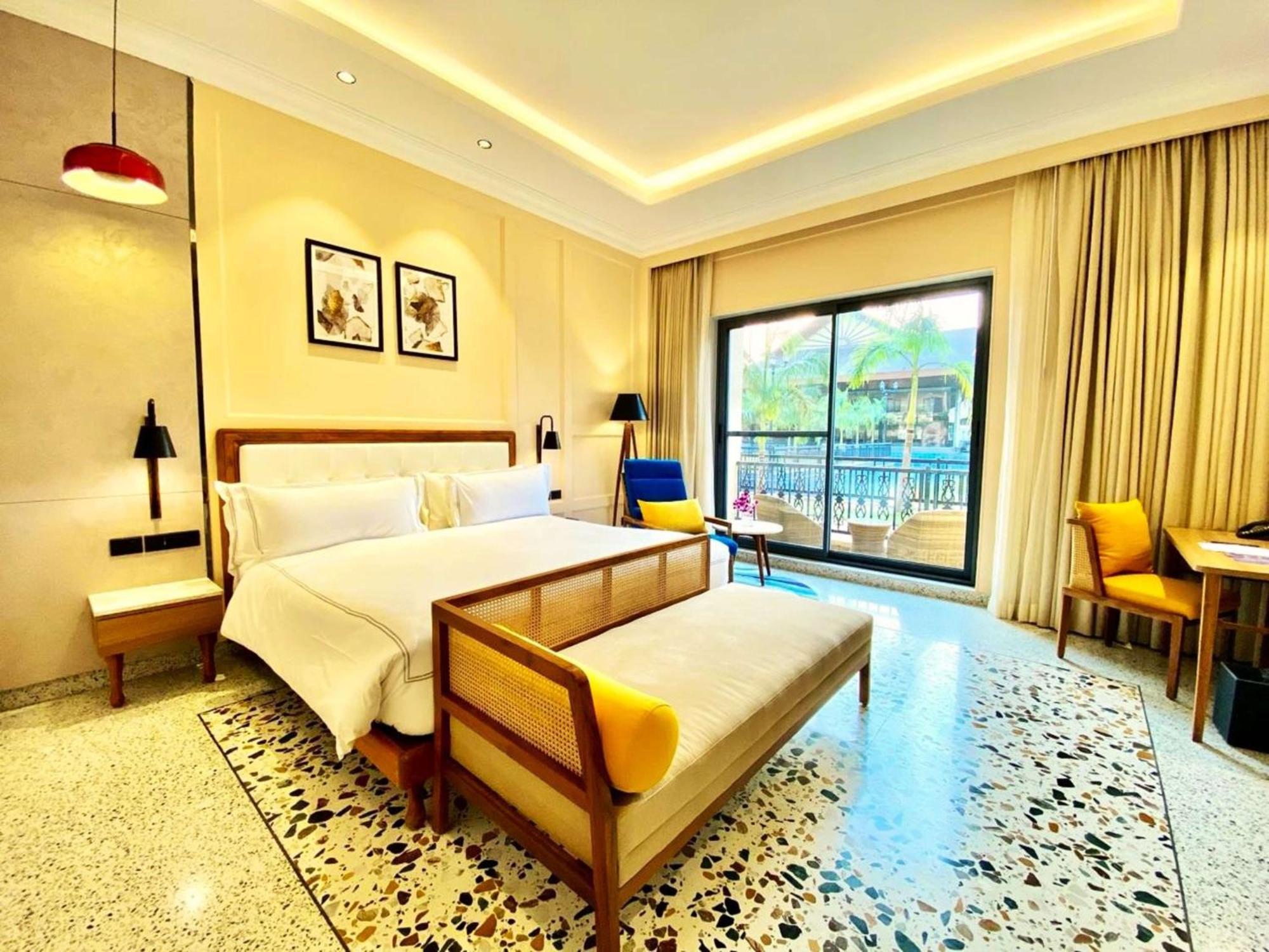 Radisson Blu Plaza Resort & Convention Centre Карджат Екстер'єр фото Deluxe Room